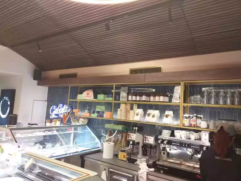 Cafe Chocolato u Novom Sadu, projekat firme Termotehnik iz Vrnjačke Banje